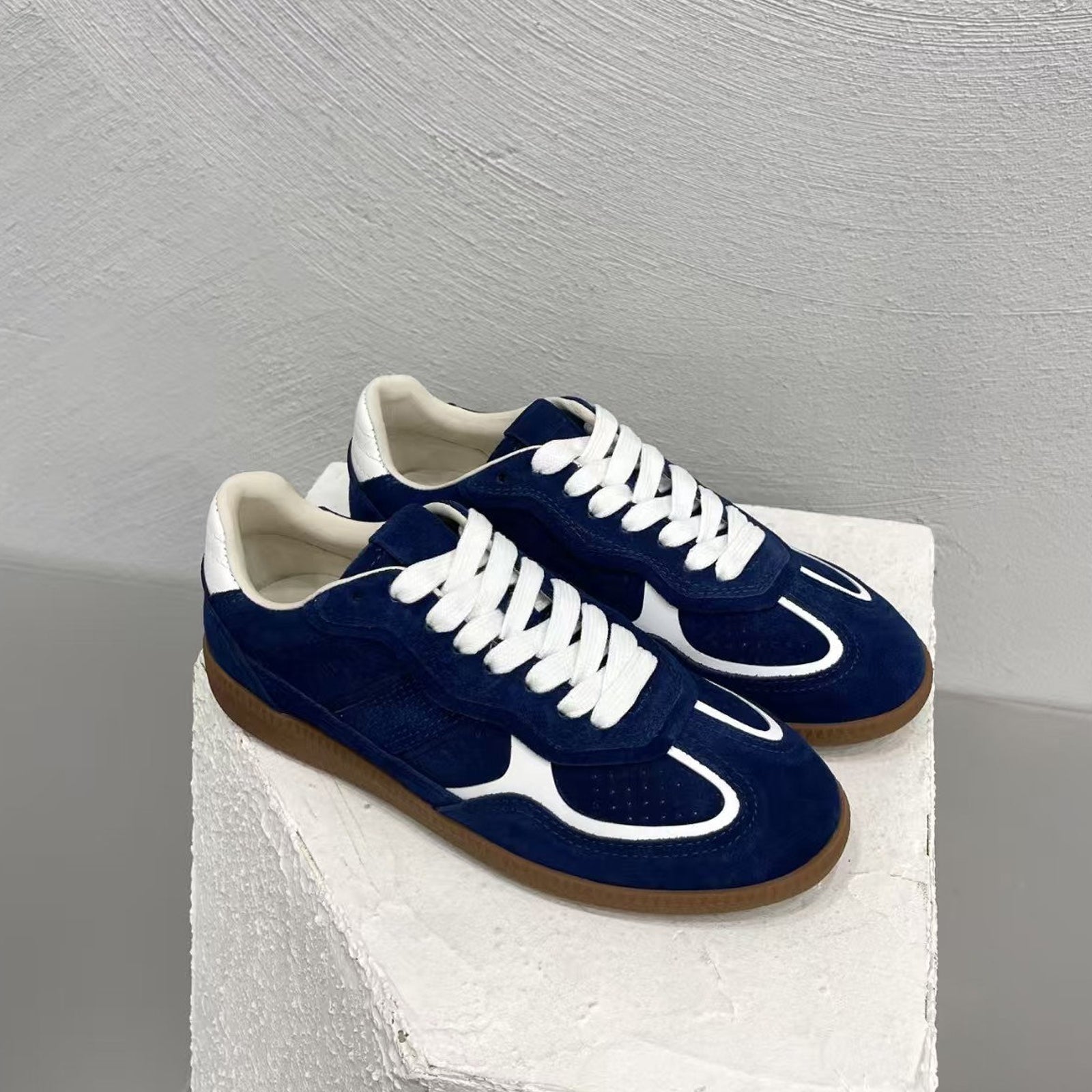 Alohas 490 Rife Sheen Blue Leather Sneakers