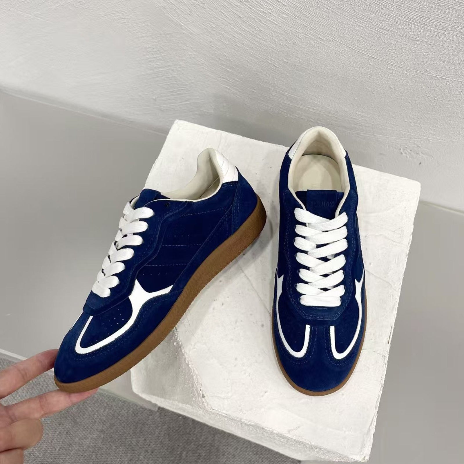 Alohas 490 Rife Sheen Blue Leather Sneakers